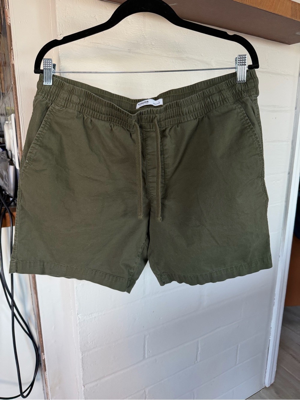 Sonoma Olive Green Men’s Flat Front Drawstring Shorts